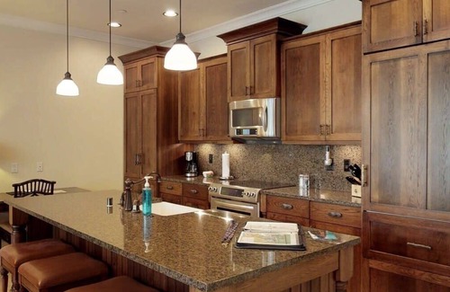 Poipu Villa | Fabulous 3-Bed Villa | Walk to Poipu Beach, A/C