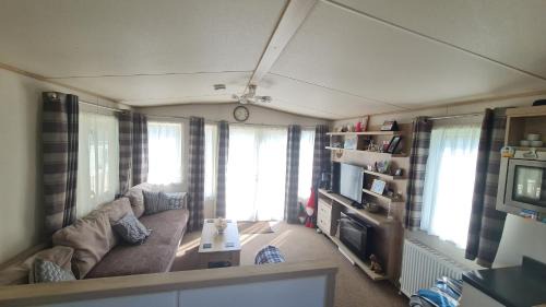 Paignton Resort | Fabulous 3 bedroom pet friendly, Static Caravan at Hoburne Devon Bay