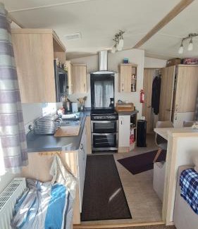 Paignton Resort | Fabulous 3 bedroom pet friendly, Static Caravan at Hoburne Devon Bay