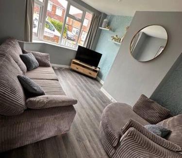 Stafford Apartment | Fabulous 3bed off street parking
