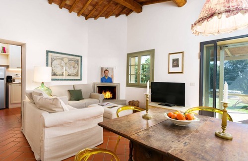 Bolgheri Villa | FABULOUS 7BD-7BA VILLA W/BEAUTIFUL VIEWS AT BOLGHERI