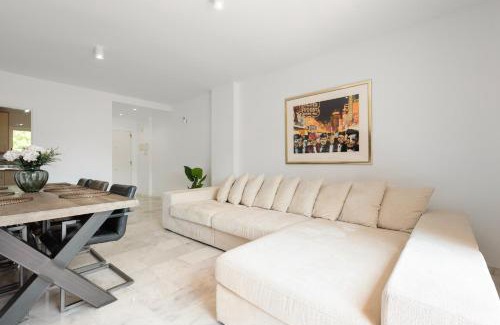 Urbanizacion Hacienda las Chapas Apartment | Fabulous apartment in the Reserva of Marbella
