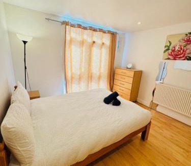 Brondesbury Apartment | Fabulous Apartment Near Edgware Station