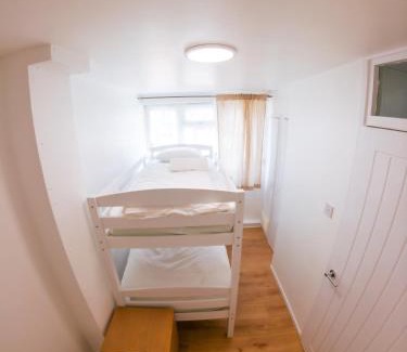 Fryent Apartment | fabulous apartment near wembley