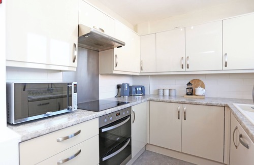 Thornton-Cleveleys House | Fabulous beachfront 3 bed house with parking