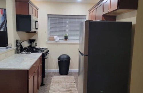 Mount Auburn Apartment | Fabulous Cincy Apt.#3