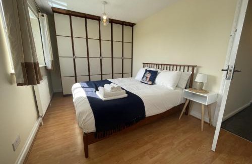 Bradley Stoke House | Fabulous Family Home in Lovely Little Stoke
