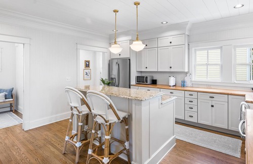 Markesan House | Fabulous Home with direct lake access