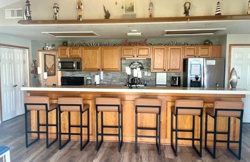 Bermuda Beach House | Fabulous Lighthouse, stone's throw away from beach,120 ft ,w/stunning views!