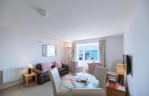 Aberdovey Apartment | Fabulous Sea View Apartment