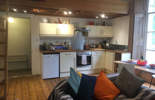 Coldharbour Apartment | Fabulous spacious flat in the heart of Brixton