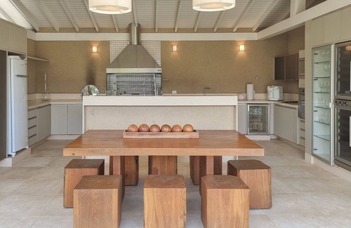 Mangaratiba Villa | Fabulous villa oceanfront in Mangaratiba - Man002