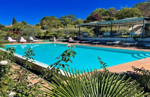 Spoleto Villa | Fabulous villa - Spoleto Poolside / sleeps 20
