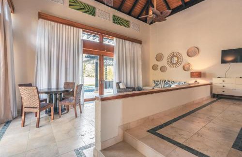 Punta Cana Villa | Fabulous villa with picuzzi at Green Village B843