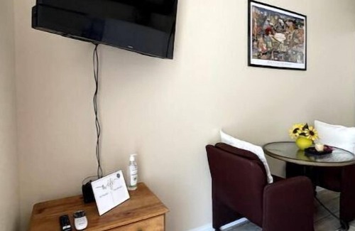 North Las Vegas Apartment | FABULUZ LAS VEGAS DELUXE 2 BEDROOM QUEEN