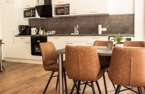 Nordhorn Apartment | FAIR BED 5 City Single Room with TV, WLAN, G.Kitchen