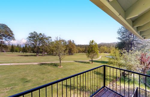 Groveland House | Fair Days on the Fairway