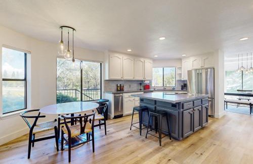 Groveland House | Fair Days on the Fairway