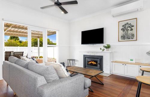 Busselton House | Fairbairn Family Beach Bungalow