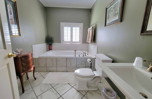 Franklin Bed & Breakfast | Fairfax Bed and Breakfast