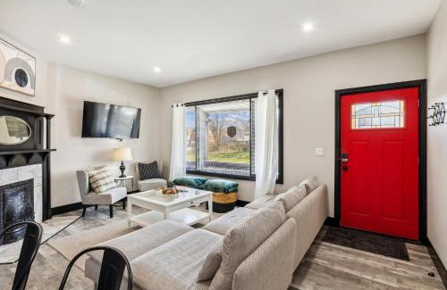 Cleveland House | Fairfax Urban Oasis - New Reno - 5 mins to Clinic