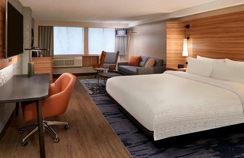 Ville-Marie Hotel | Fairfield by Marriott Montreal Downtown