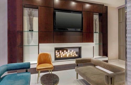 Garment District Hotel | Fairfield by Marriott New York Manhattan Times Square
