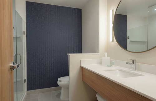 Oakley Hotel | Fairfield By Marriott Inn & Suites Cincinnati Oakley