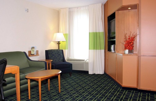 Marion Hotel | Fairfield Inn and Suites by Marriott Marion