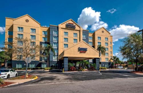 Florida Center Hotel | Fairfield Inn and Suites by Marriott Orlando Near Universal Orlando