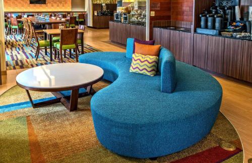 Florida Center Hotel | Fairfield Inn and Suites by Marriott Orlando Near Universal Orlando