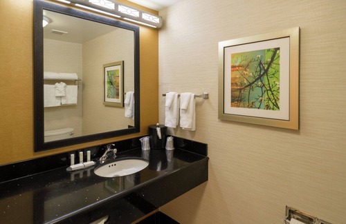 Kennett Square Hotel | Fairfield Inn by Marriott Kennett Square Brandywine Valley