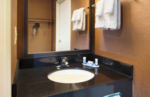 Huntsville Hotel | Fairfield Inn by Marriott Huntsville