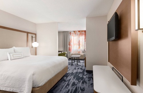 Erie Hotel | Fairfield Inn by Marriott Erie Millcreek Mall