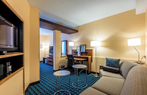 Savannah Hotel | Fairfield Inn By Marriott Savannah I-95 South