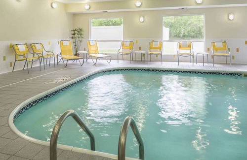 Jackson Hotel | Fairfield Inn & Suites Jackson
