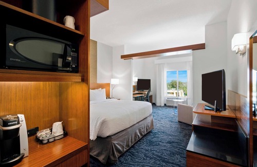 St. Petersburg - Clearwater Hotel | Fairfield Inn & Suites by Marriott St Petersburg North