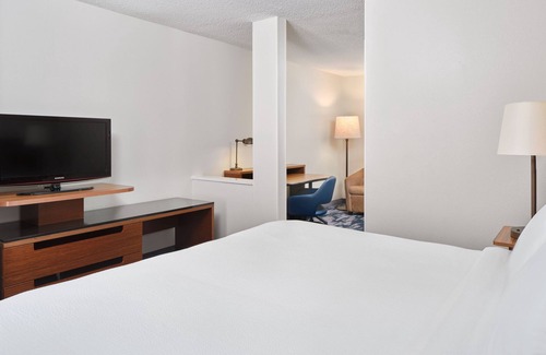 Jacksonville Hotel | Fairfield Inn & Suites by Marriott Jacksonville