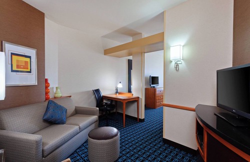 West Covina Hotel | Fairfield Inn & Suites by Marriott Los Angeles West Covina