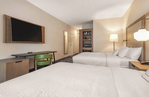 Shawnee Hotel | Fairfield Inn & Suites by Marriott Kansas City Shawnee