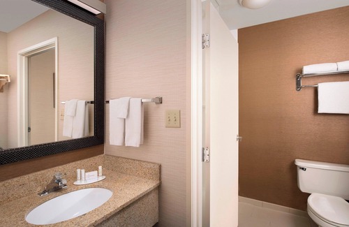 Victory Hills Hotel | Fairfield Inn & Suites by Marriott Albuquerque Airport