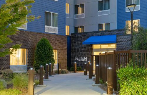 Charlotte Hotel | Fairfield Inn & Suites by Marriott Charlotte Airport
