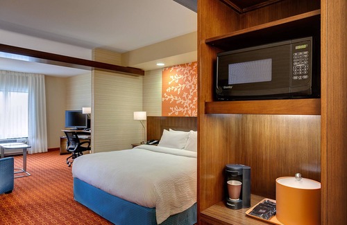 Flat Rock Hotel | Fairfield Inn & Suites by Marriott Hendersonville Flat Rock