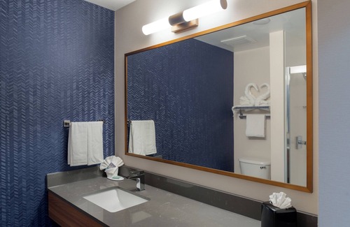 Greensboro Hotel | Fairfield Inn & Suites by Marriott Greensboro Wendover