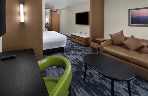 Moorpark Hotel | Fairfield Inn & Suites by Marriott Moorpark Ventura County