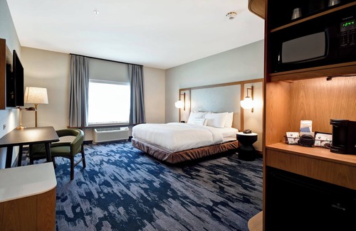 Plymouth Hotel | Fairfield Inn & Suites by Marriott Plymouth