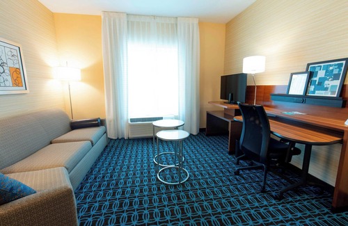 Woodstock Hotel | Fairfield Inn & Suites by Marriott Atlanta Woodstock