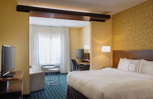 West Dallas Hotel | Fairfield Inn & Suites Dallas West/i-30