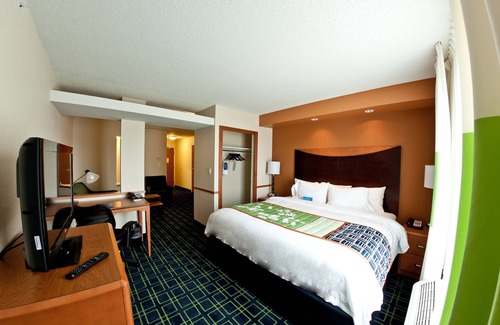 Fenton Hotel | Fairfield Inn & Suites Flint Fenton