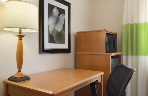 Fort Worth Hotel | Fairfield Inn & Suites Fort Worth University Drive